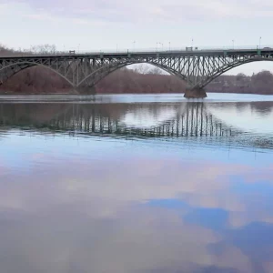 Video 08 - River Bridge